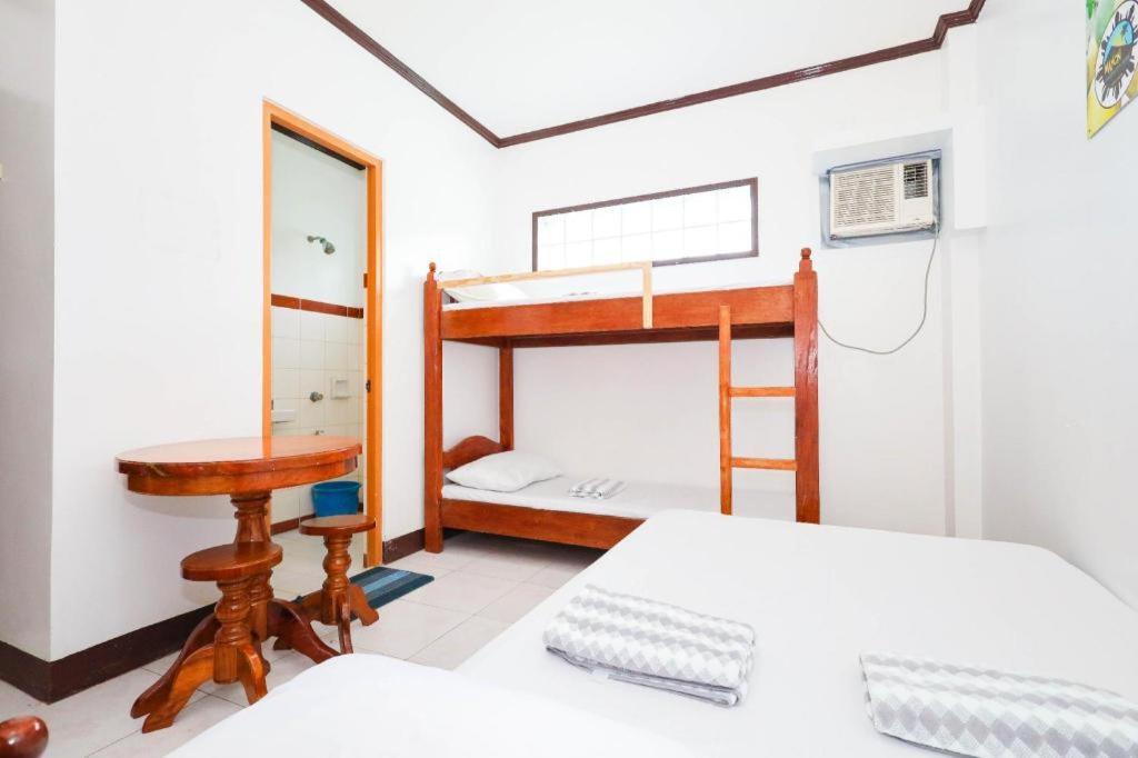 Mayon Backpackers Hostel Legazpi Dış mekan fotoğraf