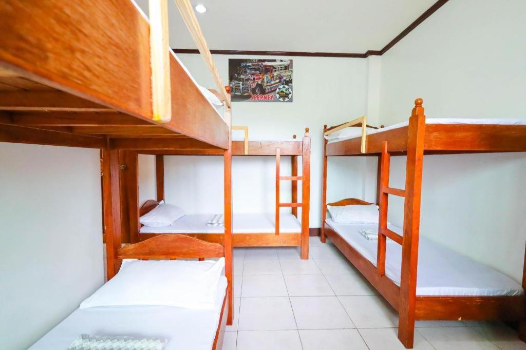 Mayon Backpackers Hostel Legazpi Dış mekan fotoğraf