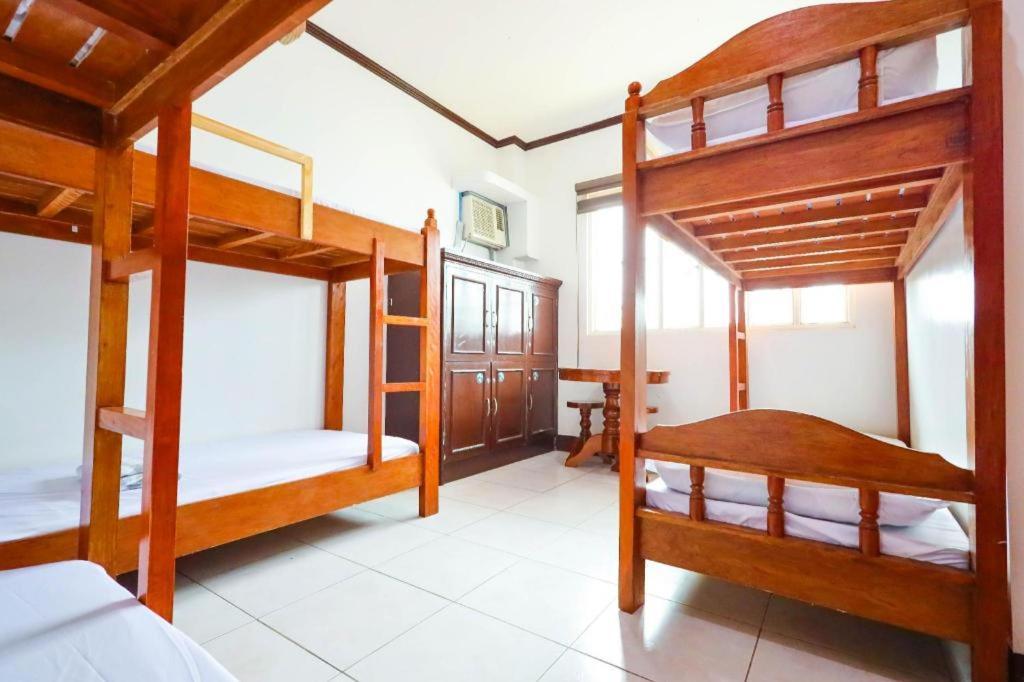 Mayon Backpackers Hostel Legazpi Dış mekan fotoğraf